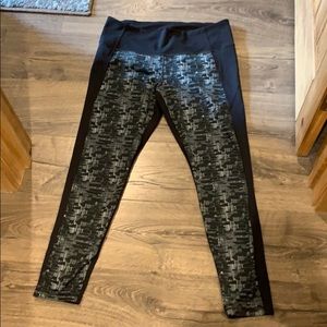 Under Armour running leggings